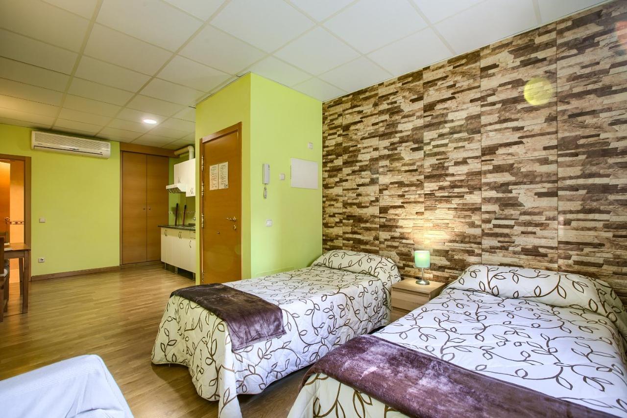 Barajas Apartament *