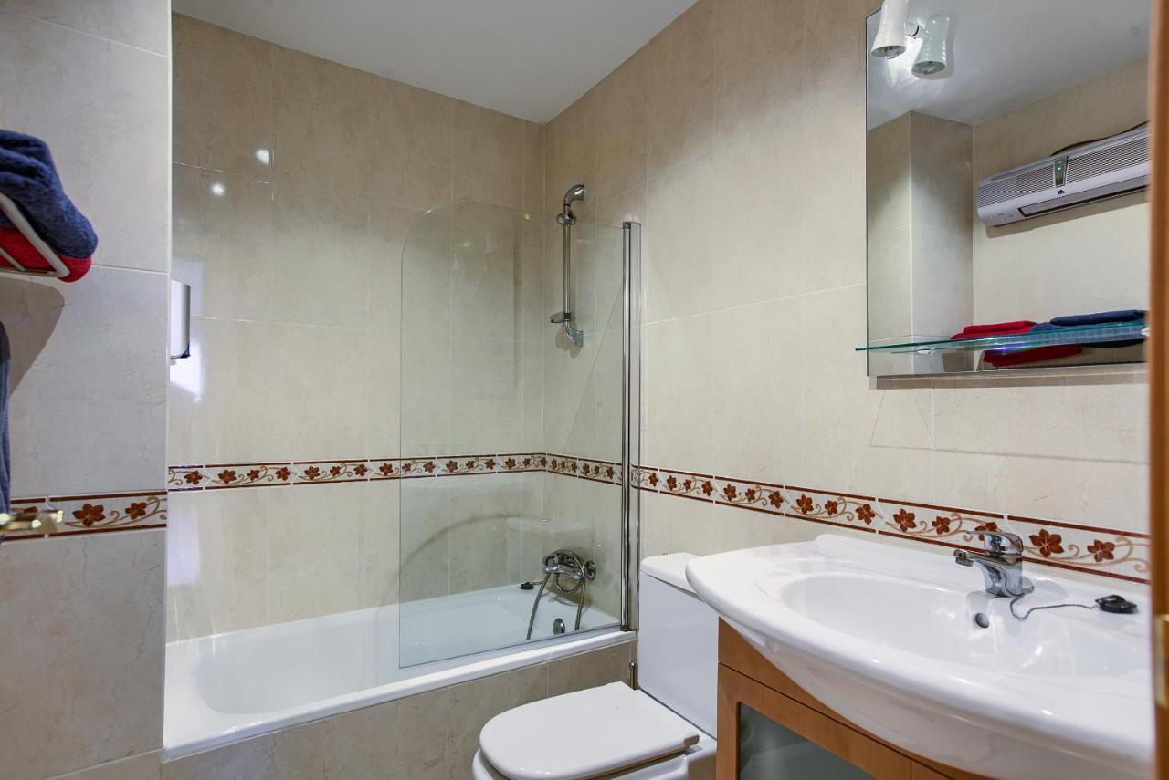 Barajas Apartament Madryt