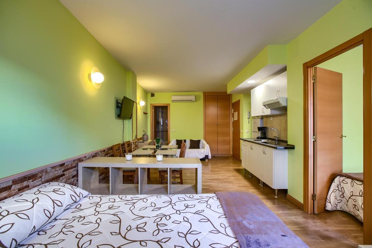 Barajas Apartament Madryt