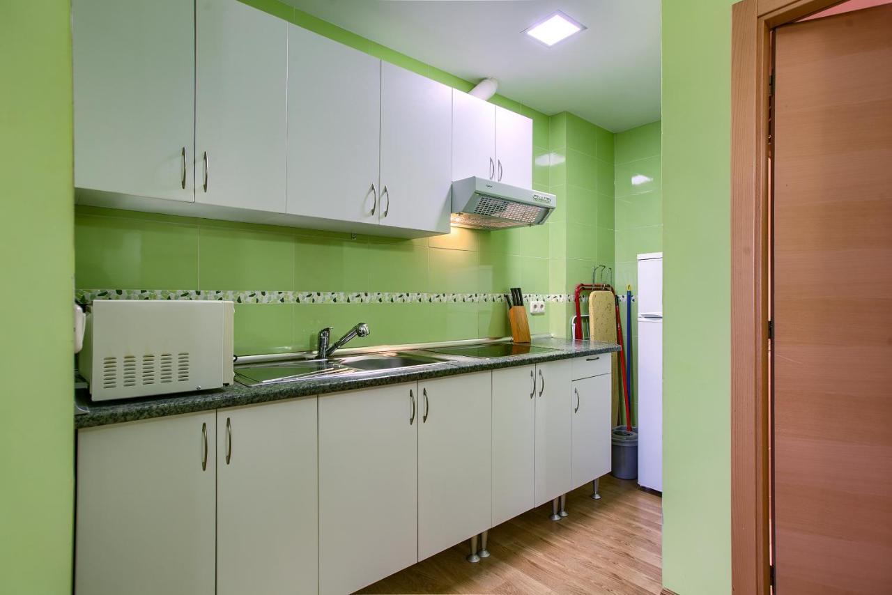 Apartament Barajas *