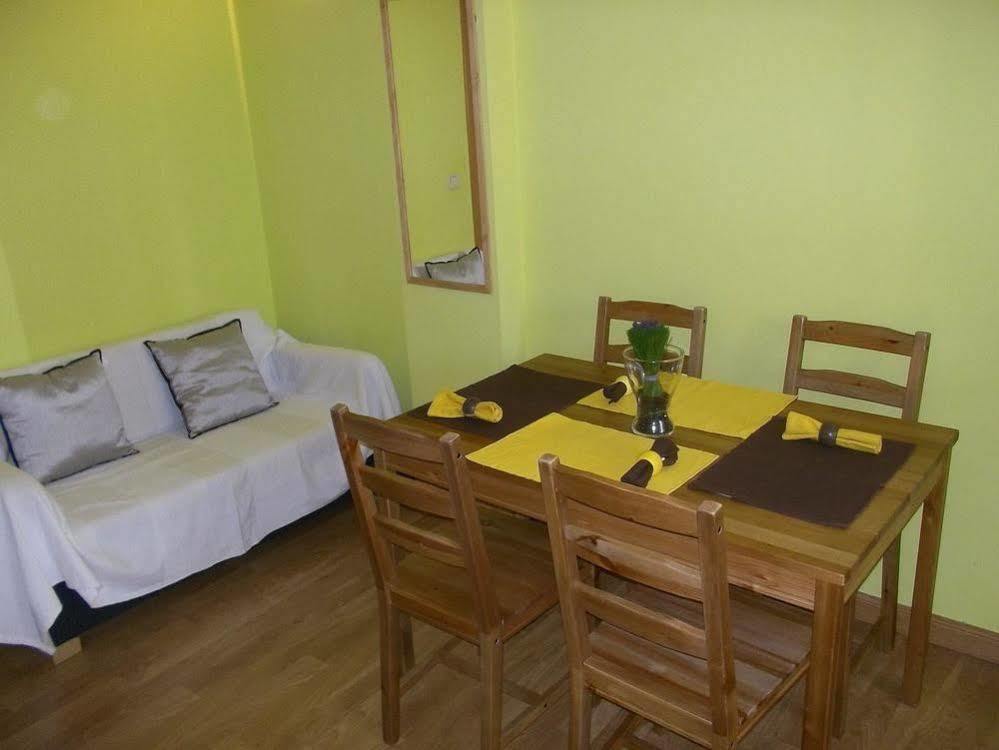 Barajas Apartament *